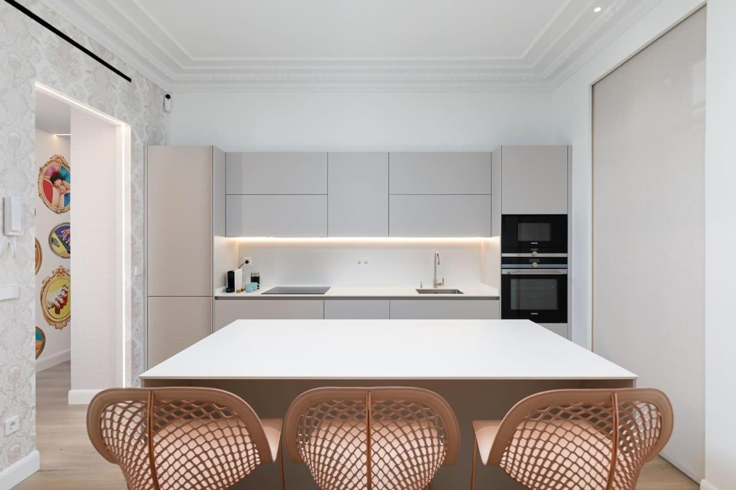 Mondrian New Ac Design Lovers Near La Concha San Sebastián Exterior foto